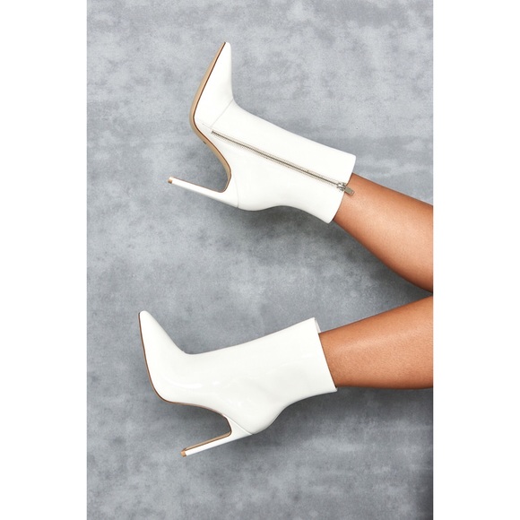 Mistress Rocks LA Shoes - Mistress Rocks LA Malachi White Vinyl Boot Ankle